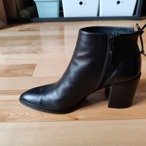 Stuart weitzman boots - Picture 3 of 7